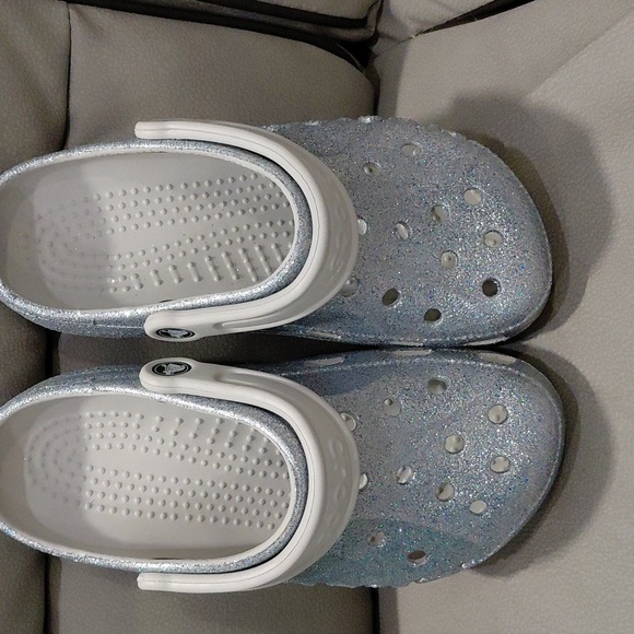 CROCS  Sparkly Clogs - Picture 8 of 9